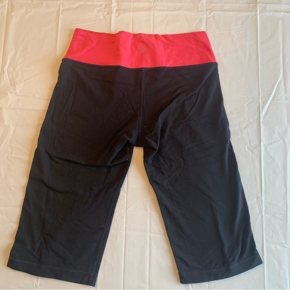 Lululemon capris pink and black size 6 - Picture 6 of 12